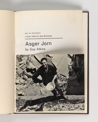 Asger_Jorn_by_Guy_Atkins_tittelside.jpg